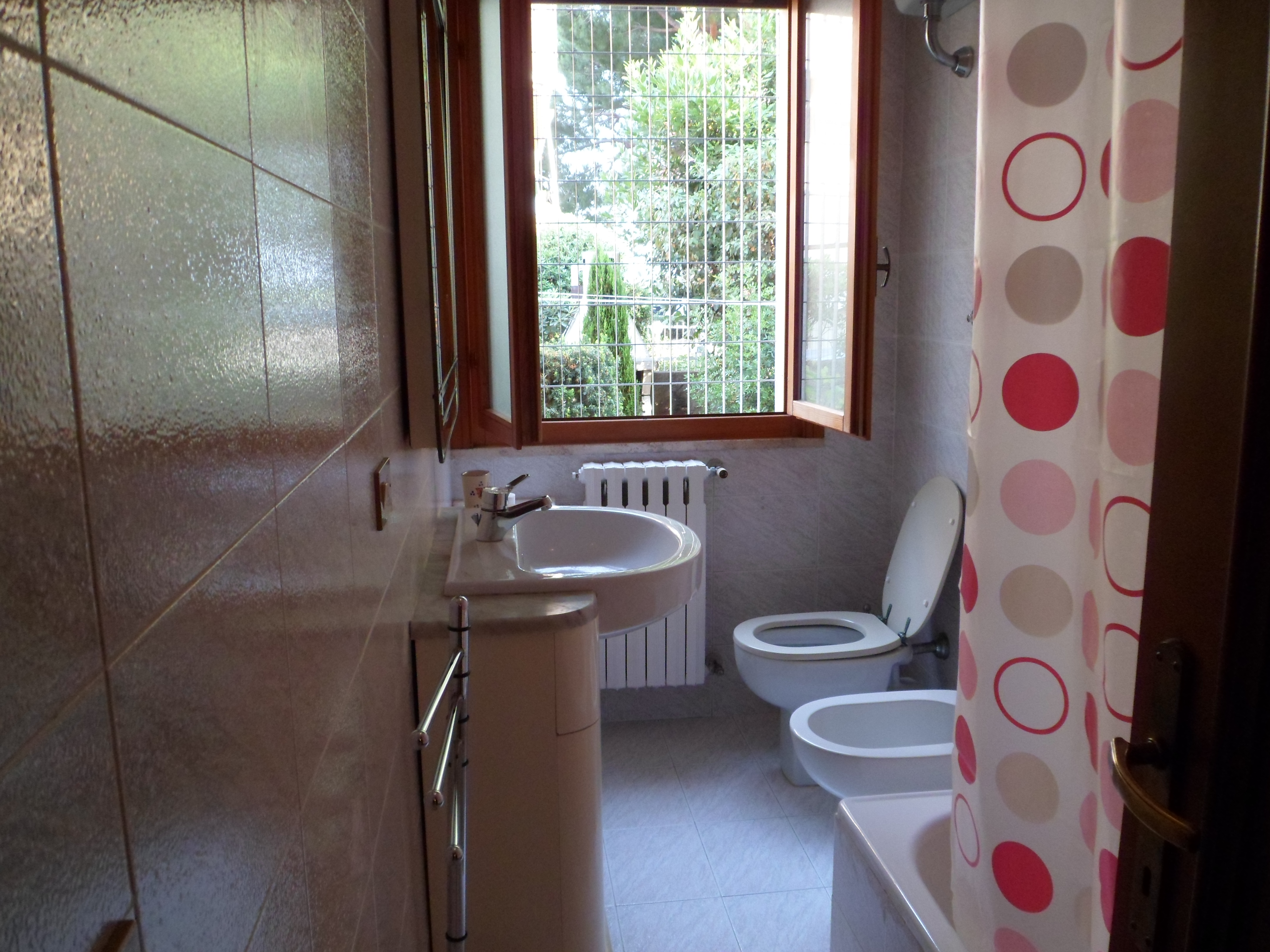 Tende per finestra bagno: tendine per bagno tende bianche e ...